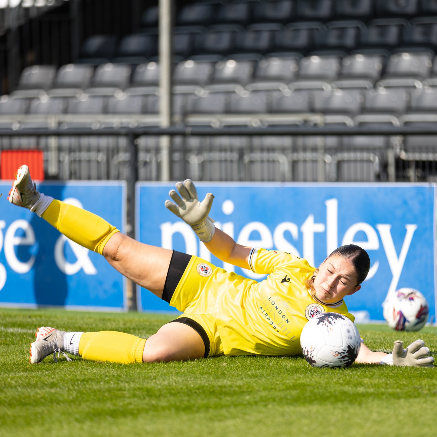 Pre Order - Womens GK Replica Shirt 24/25 (Female Cut)